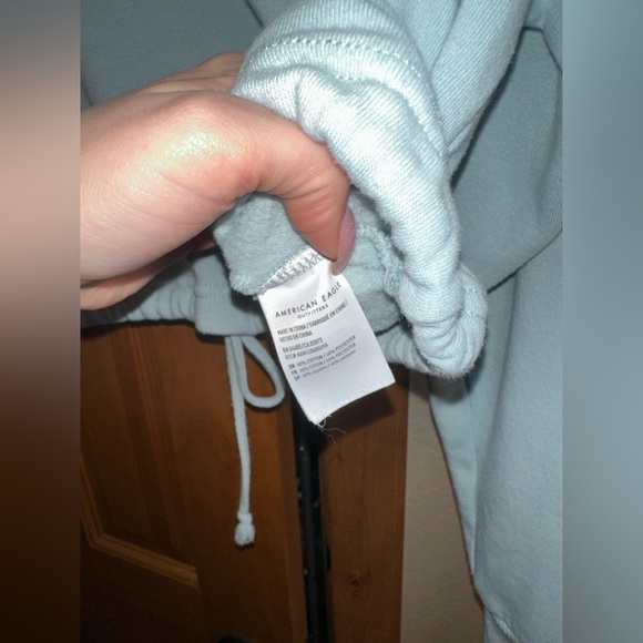 AE Cropped Quarter Zip Pullover - Picture 5 of 8